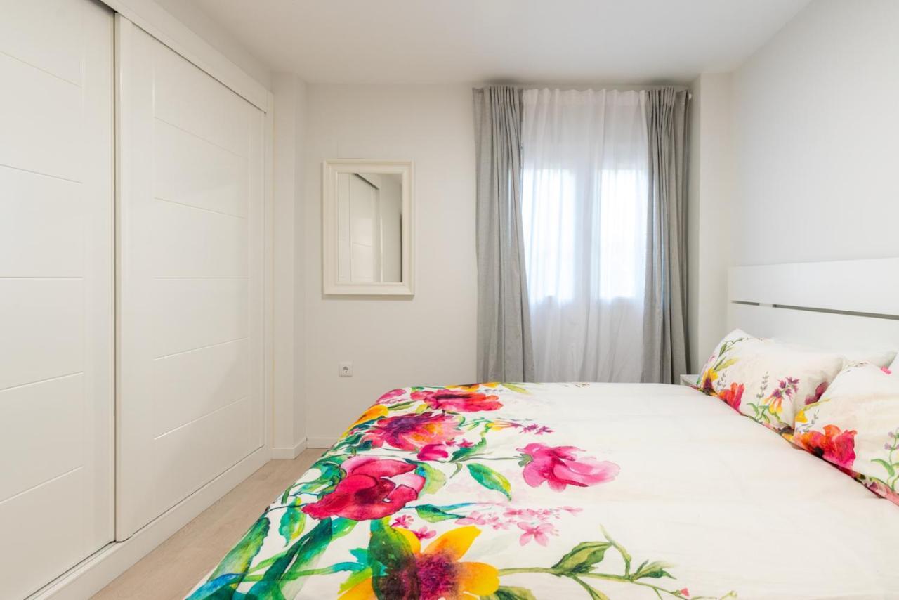 Apartamento Whitey Aparment In Triana Sevilla Exterior foto