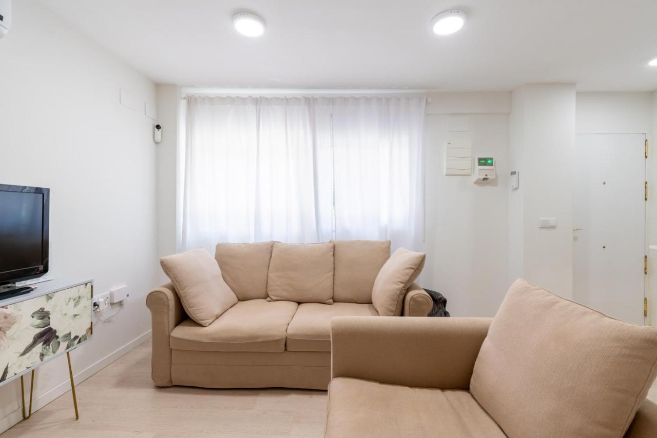 Apartamento Whitey Aparment In Triana Sevilla Exterior foto