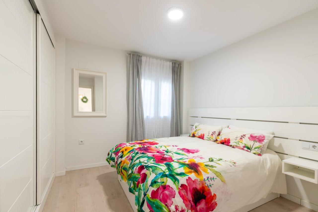 Apartamento Whitey Aparment In Triana Sevilla Exterior foto