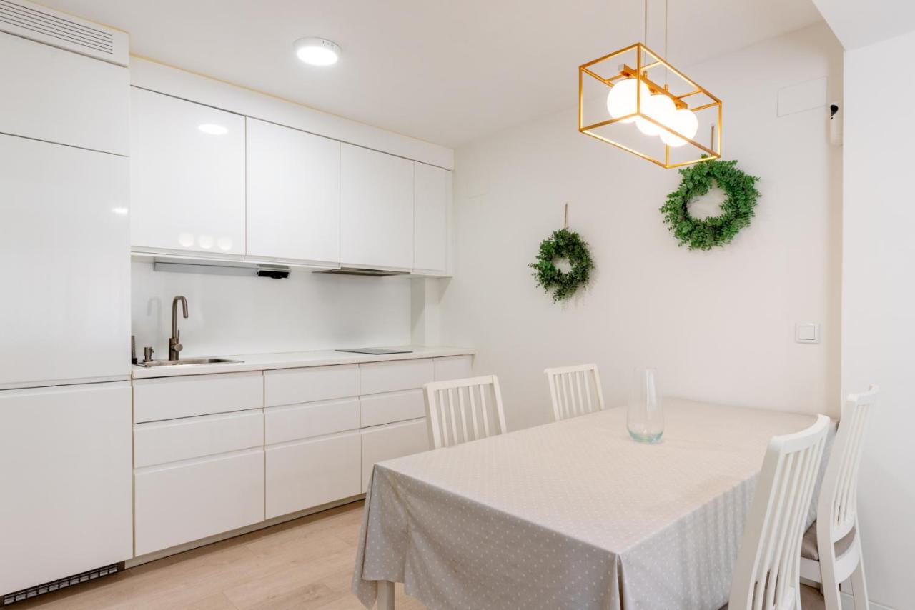 Apartamento Whitey Aparment In Triana Sevilla Exterior foto